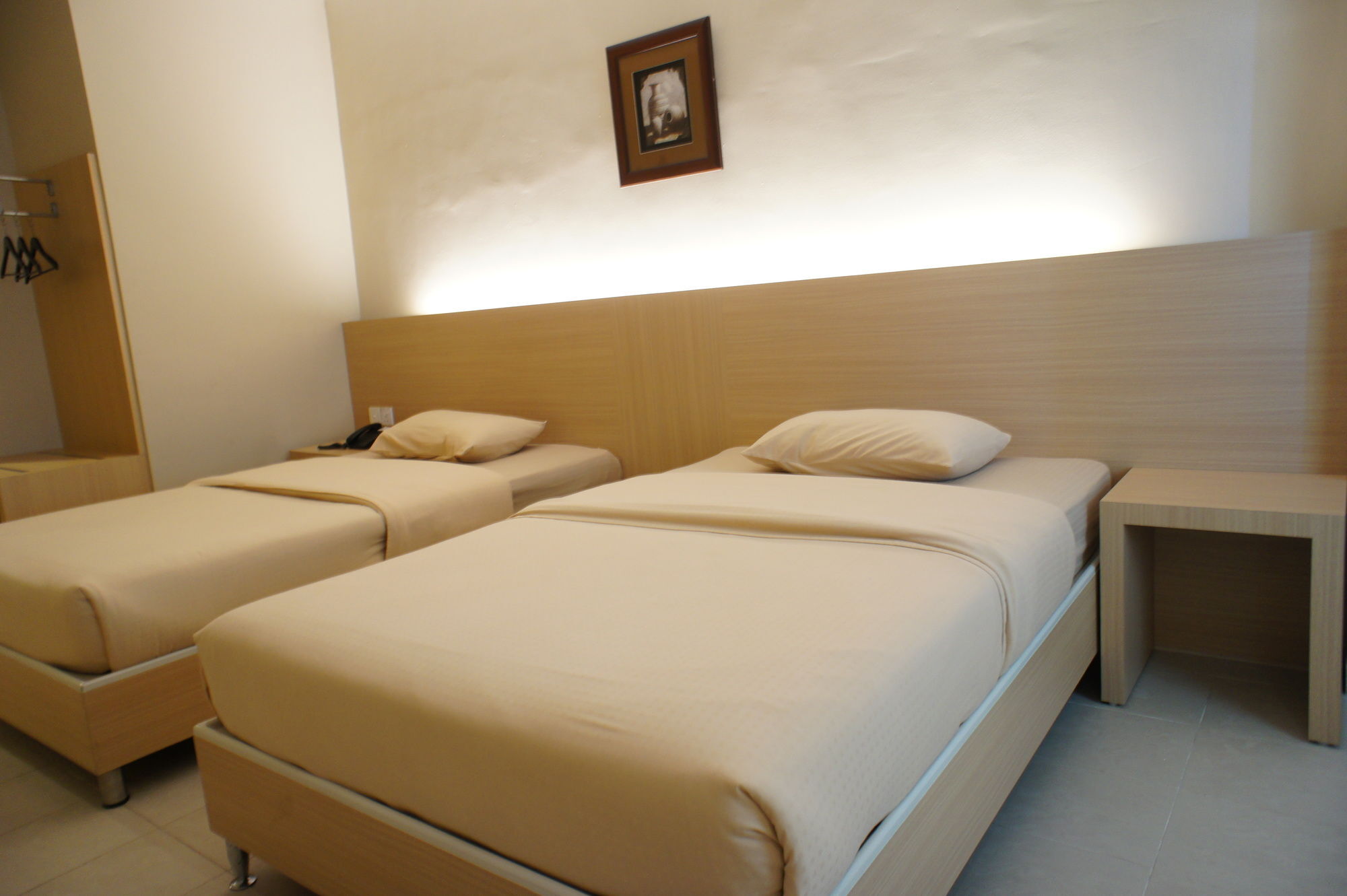 Sky View Hotel Managed By Os Batam Zewnętrze zdjęcie